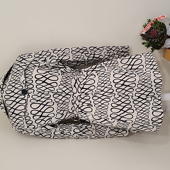 Coat - Picture 4 of 6